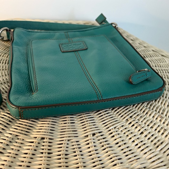 Fossil Teal Leather Crossbody Bag - Picture 3 of 12